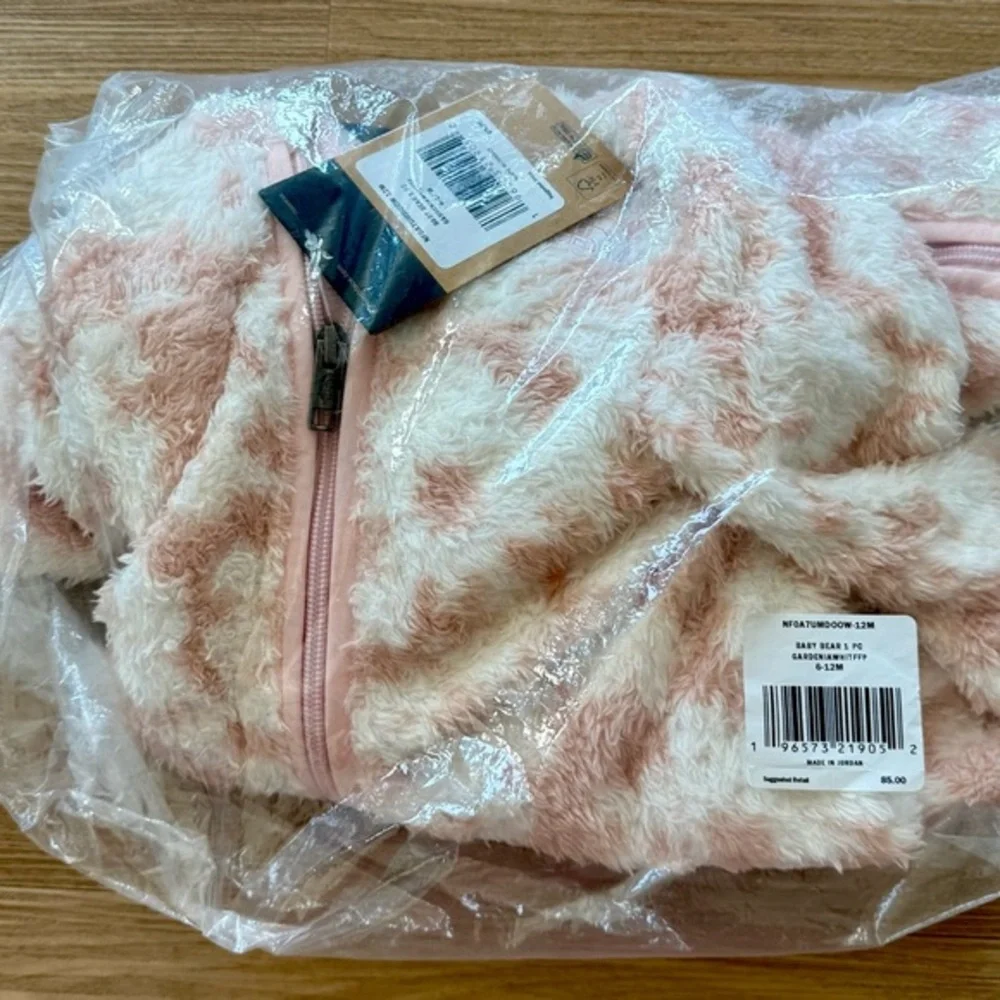 The North Face Plush Zip Puffer Jacket in Pink & Cream